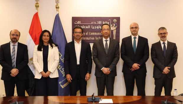 باستثمارات 400 مليون دولار.. ترخيص جديد لـ «حسن علام» لتقديم خدمات الحوسبة السحابية بمصر