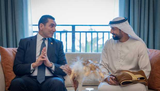 جوهر نبيل يناقش تعزيز التعاون الشبابي مع وزير الدولة الإماراتي في المغرب