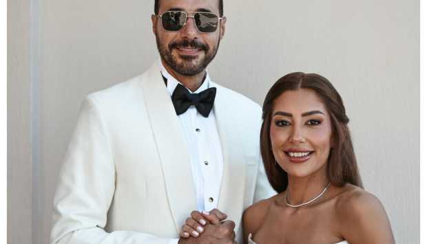 أحمد السعدني يعلن زواجه من الكاتبة ميرنا الهلباوي عبر إنستجرام