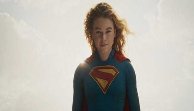 فيلم Supergirl يبدأ عرضه في 7 محافظات مصرية اليوم بالتزامن مع 35 دولة أخرى
