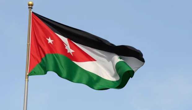 الأردن يسدد التزامات مالية ويجمع تمويلات جديدة بقيمة 2.07 مليار دينار