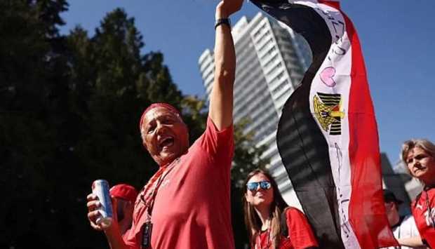 خالد عصام يكشف تفاصيل نجاح جملة “يا مصر بتعمليها إزاي” في أغنية هنا مصر