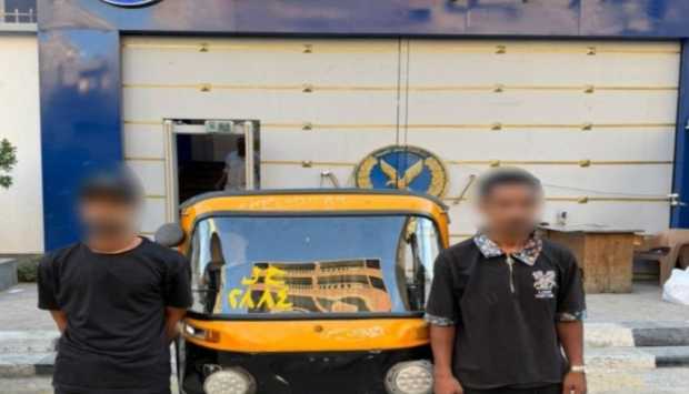 مشاجرة في حلوان بين سائق توك توك وعاطل بسبب خلاف على الأجرة