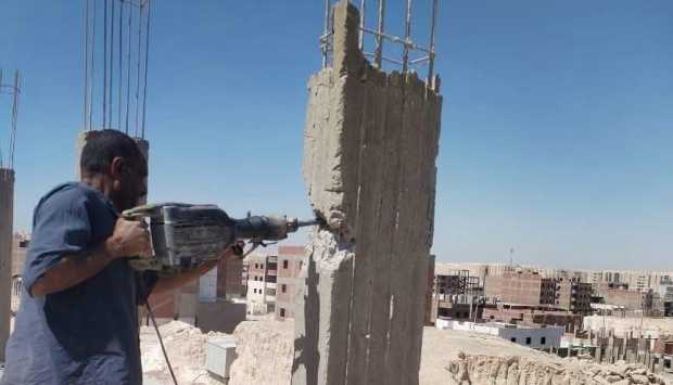 الإسكان تتخذ إجراءات حاسمة ضد المخالفات: سحب 60 فدانًا وإغلاق محلات غير مرخصة