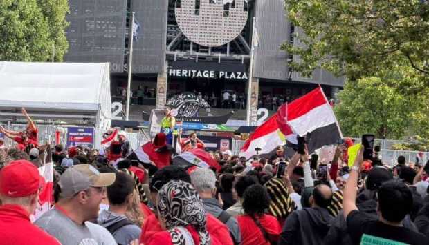 الجماهير المصرية تحتفل في شوارع سياتل قبل مواجهة إيران بكأس العالم 2026