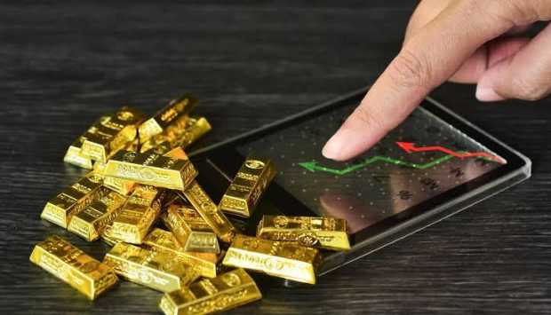 أسعار الذهب تنخفض مع توقعات برفع الفائدة الأمريكية وبلوغ الدولار أعلى مستوياته