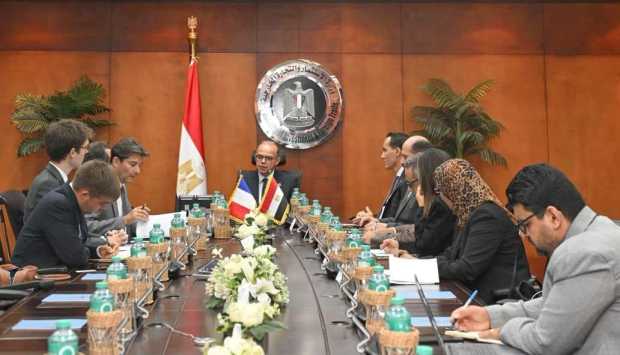 وزير الاستثمار المصري: نهج استباقي لجذب الاستثمارات الأجنبية وتعزيز الشراكات مع فرنسا