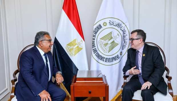 وزير التخطيط يكشف عن ربط إلكتروني مع المالية وبنك الاستثمار لتحسين حوكمة الاستثمارات العامة
