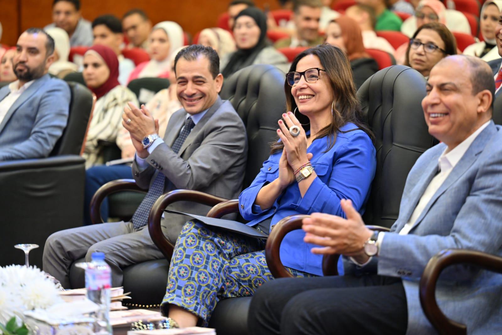 الملتقى الإقليمي لأدباء وسط الصعيد